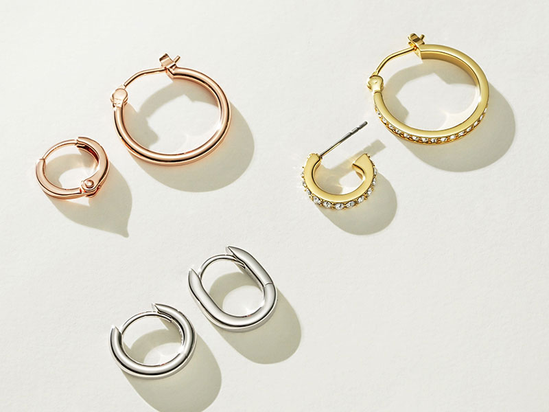 huggie-earrings-and-how-to-wear-them-myjewellerystory-blog-banner
