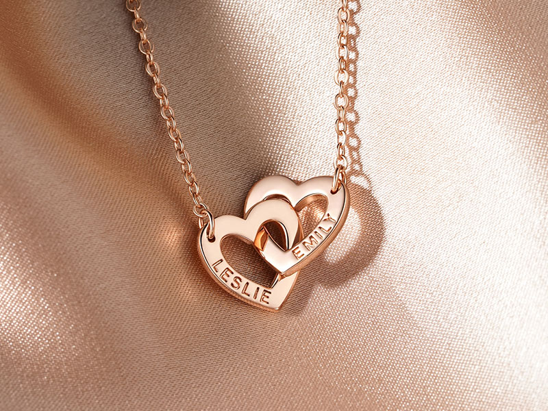 personalised-interlocking-mini-hearts-mothers-day-jewellery-gift-guide-myjewellerystory-blog