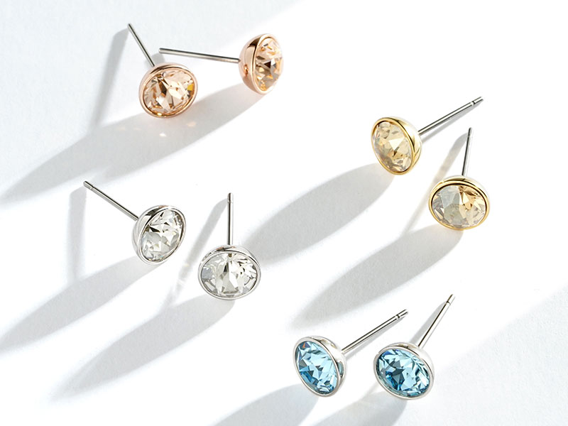 stud-earrings-fashion-essential-myjewellerystory-blog-showcase