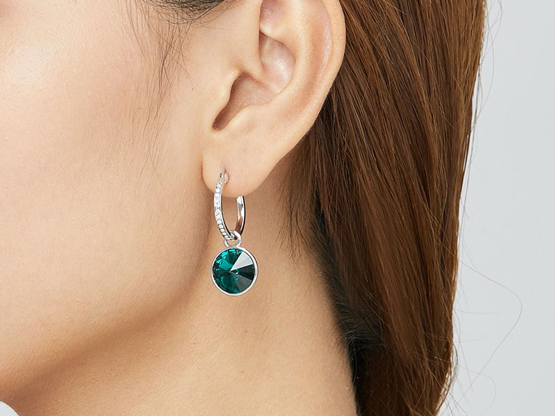 wearing-emerald-mix-collection-myjewellerystory-blog